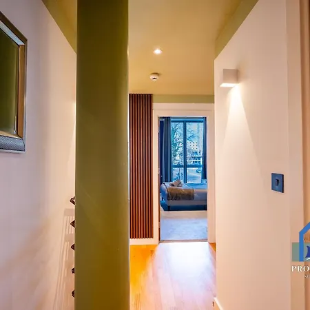 Central Manchester City Apartment - Next To Ao Arena - With Parking-2
